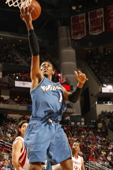 日媒：日足协提交朝鲜队“重拳握手”视频，请求FIFA裁决（日媒：日本足协递交朝鲜队“重拳握手”视频，要求FIFA裁定）