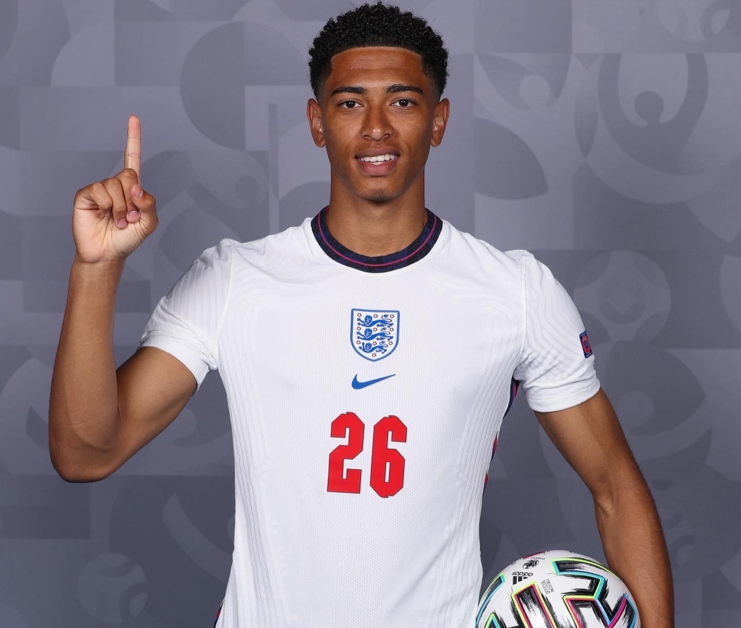 伤兵满营也不怕！阿森纳依旧能拿出7亿欧壕阵出战北伦敦德比（伤病满营不慌！阿森纳仍可排出总身价7亿欧的豪华阵容出战北伦敦德比）