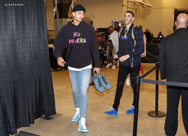 签约仪式📸 ​（签约瞬间📸）