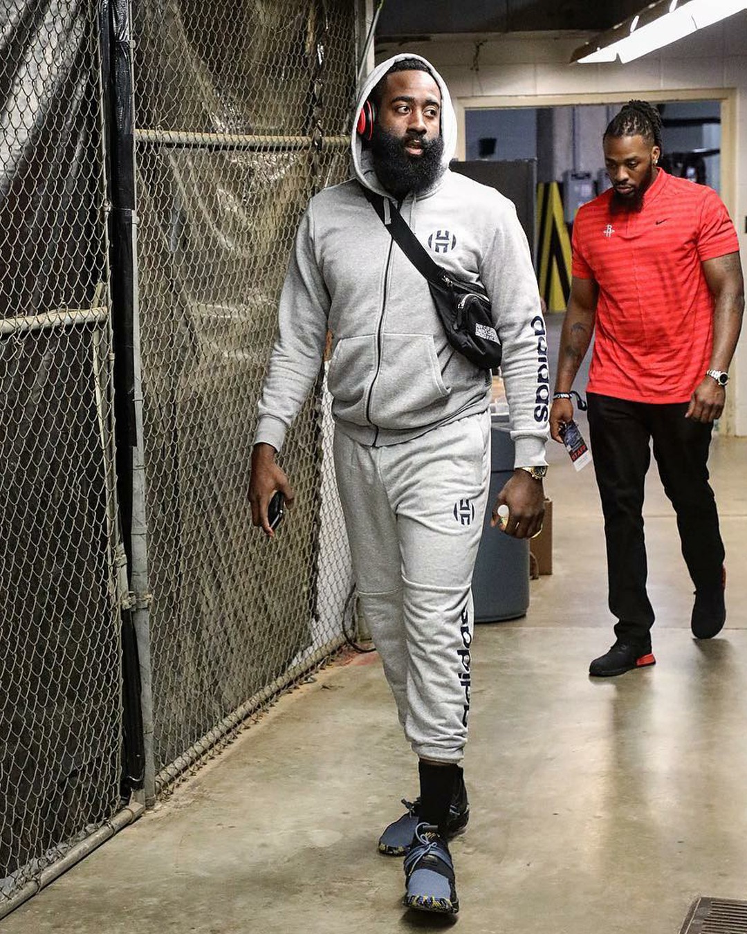 迪卡尼奥：尤文球员不是斯帕莱蒂挑的，他得研究哪些人能信任（迪卡尼奥：尤文球员非斯帕莱蒂亲选，他得评估谁值得信任）