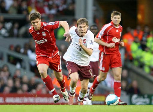 TA：热刺在欧冠中展现出了自信，他们在英超中也应做到这点（TA：热刺在欧冠自信十足，英超赛场也该延续这股劲头）