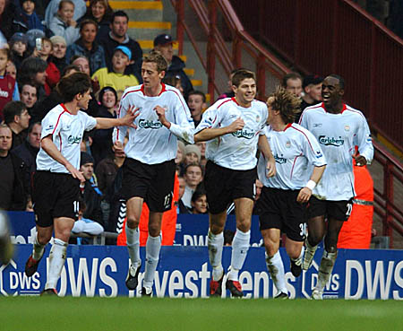 TA跟队：布莱顿19岁前锋齐马斯十字韧带撕裂，赛季报销（布莱顿19岁前锋齐马斯十字韧带撕裂，赛季提前结束）