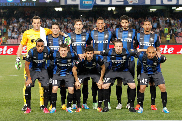 攻防兼备！康宁汉姆本赛季将对位球员命中率限制为40.8% 联盟最佳（攻守俱佳！康宁汉姆本季将对位者命中率压至40.8%，联盟第一）