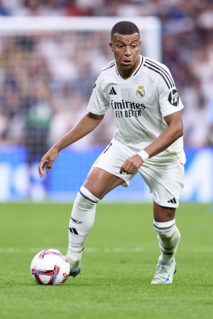 避免附加赛停赛，意媒：染黄的泽林斯基可能轮休波兰末轮比赛（意媒：为规避附加赛停赛风险，染黄的泽林斯基或将轮休波兰末轮）