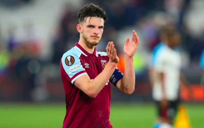 官方：熊本前锋神代庆人加盟法兰克福，将在1月1日正式入队（法兰克福官宣签下熊本前锋神代庆人，1月1日正式入队）