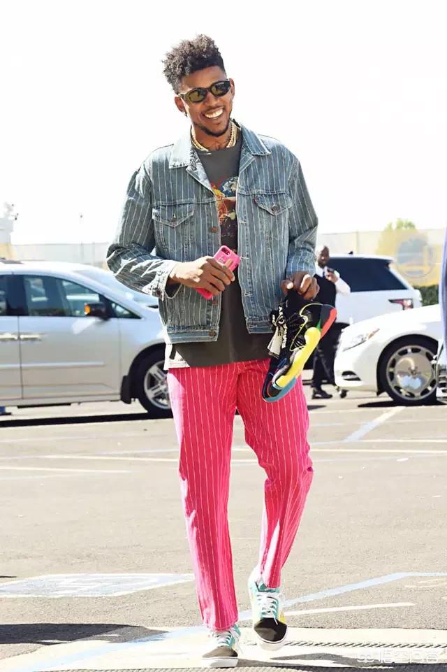 2025非洲足球先生最终入围名单：阿什拉夫、萨拉赫、奥斯梅恩（2025非洲足球先生三强出炉：阿什拉夫、萨拉赫、奥斯梅恩）