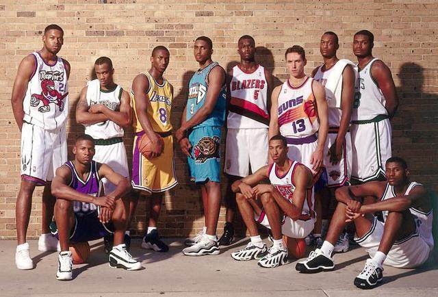 孙兴慜：我来洛杉矶是为了举起冠军奖杯，希望明年能争取夺冠（孙兴慜：奔赴洛杉矶只为捧杯，期待来年冲击冠军）