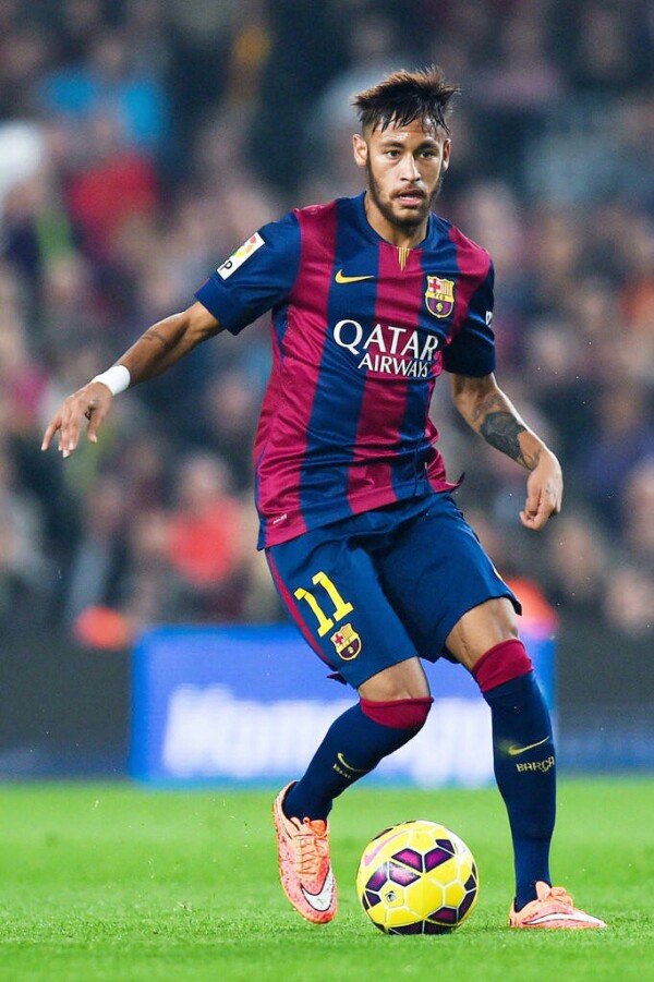 本赛季浓眉打至少30分钟的比赛，独行侠胜率达到5成（本季浓眉出场30分钟以上的比赛，独行侠胜率为50%）