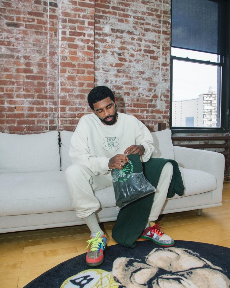 34球，莱万多夫斯基位列世预赛历史射手榜第5位（莱万多夫斯基34球，位列世界杯预选赛历史射手第5）