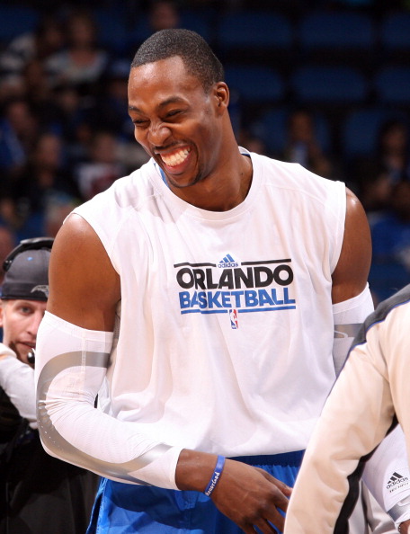 德甲半场：莱默尔破门，纳尔泰进球被吹，拜仁1-0斯图加特（半场战报：莱默尔建功，纳尔泰进球被判无效，拜仁1-0领先斯图加特）